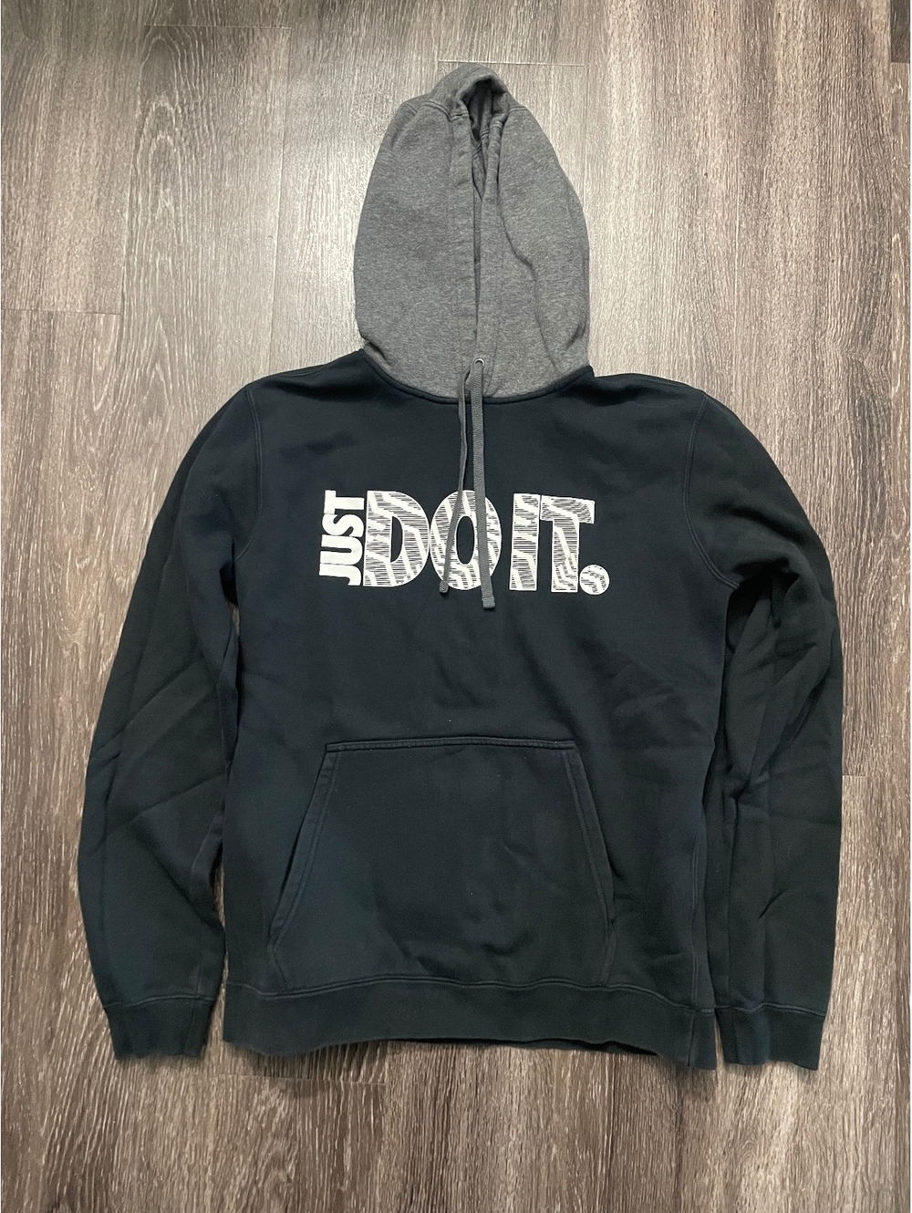 Nike “Just Do It” Graphic Hoodie Pullover